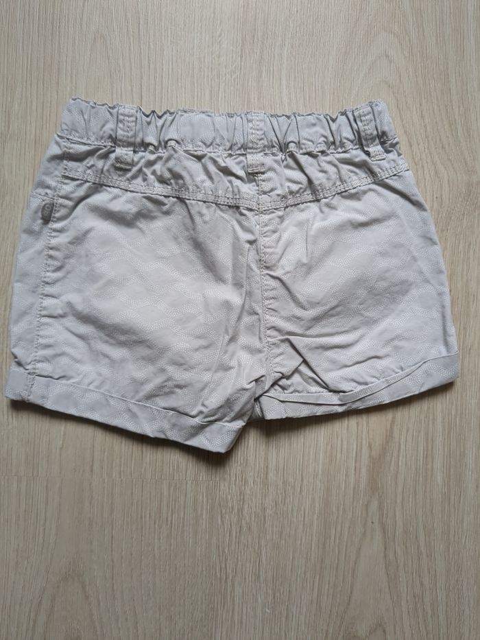 Short gris Obaïbi 12 mois - photo numéro 2