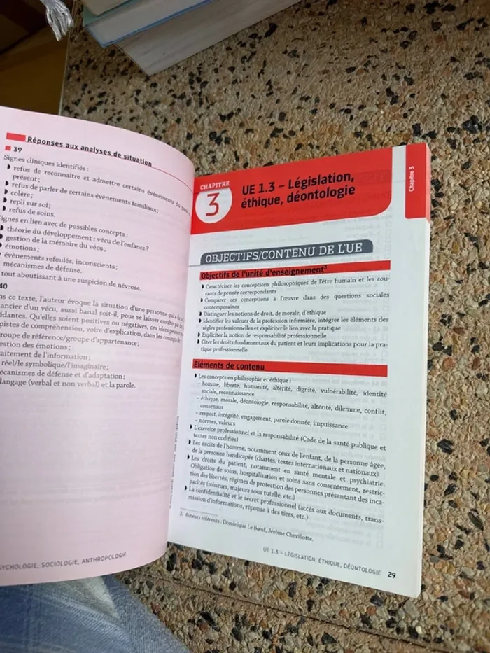 Livre validé votre semestre un en IFSI en 900 questions corrigé - photo numéro 5