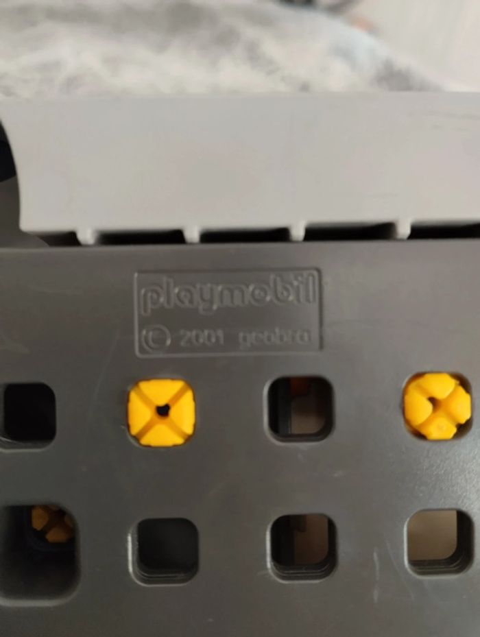 Voiture mini van Playmobil - photo numéro 8