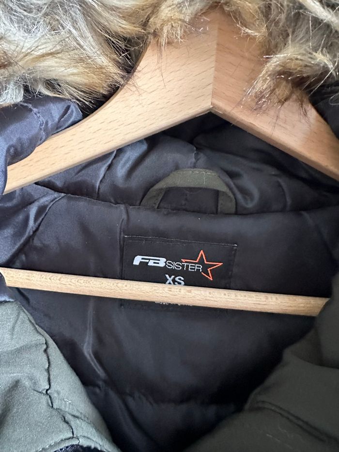 Blouson doudoune aviateur avec capuche taille XS - photo numéro 4