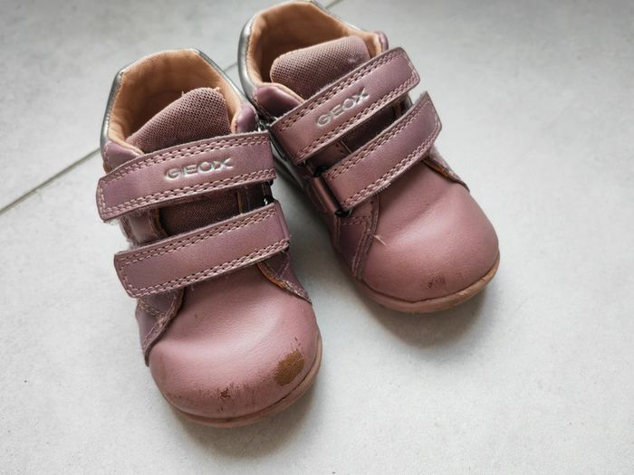 Baskets Geox rose taille 18 - photo numéro 2