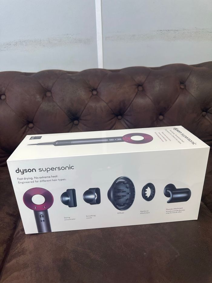 Dyson supersonic neuf sous blister - photo numéro 2