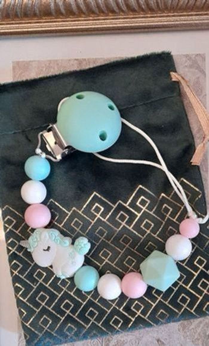 Attache tétine personnalisé ou non - photo numéro 2