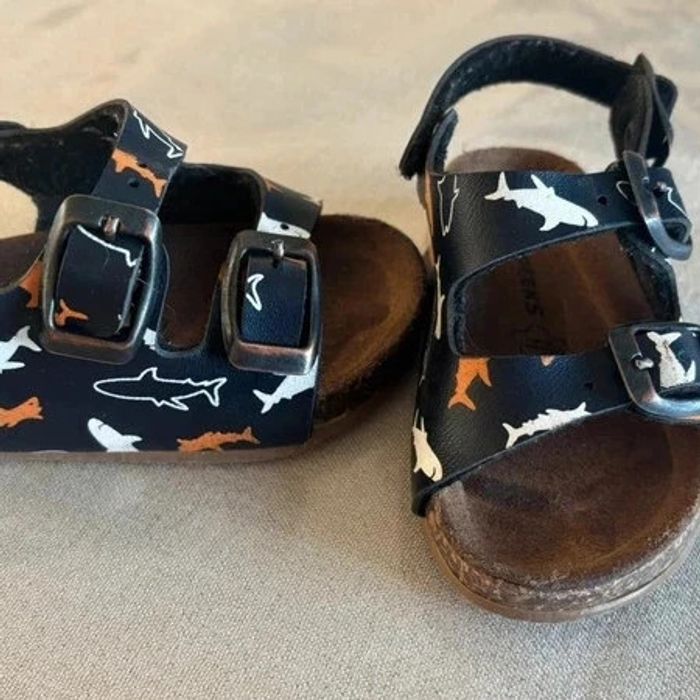 🦈 Sandales enfant CREEKS avec motifs requins 🦈 - photo numéro 2