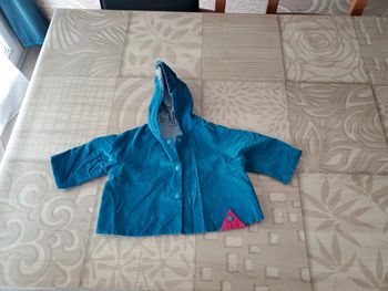 Veste légère à capuche 12 mois