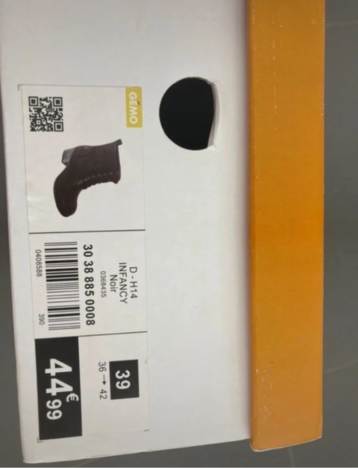 Boots à lacets neuve pointure 39 - photo numéro 4