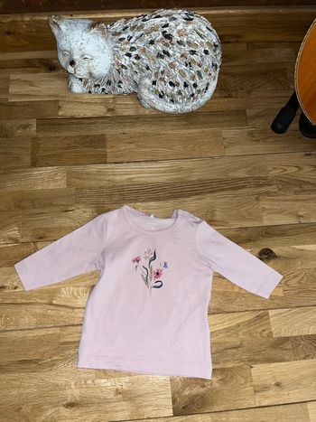 Tshirt vieux rose name it tres Bon etat 56cm/1-2 mois