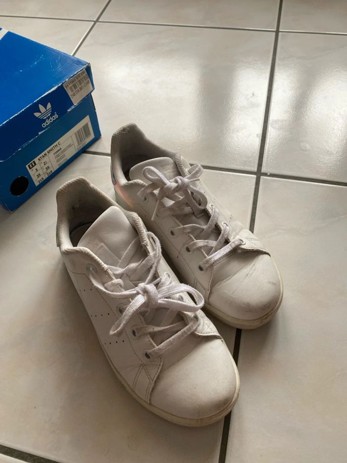 Stan smith taille 35 effet licorne - photo numéro 2
