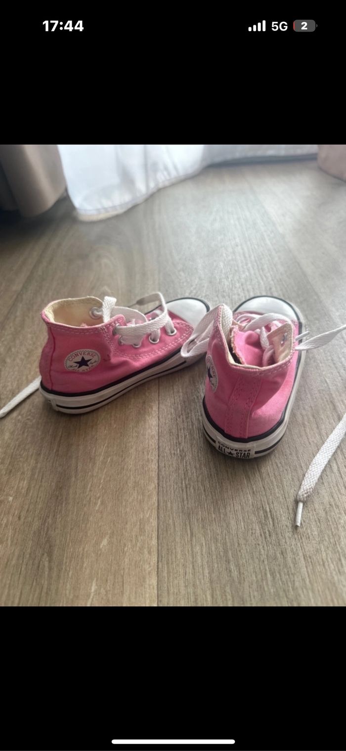 Converses bébé fille - photo numéro 2