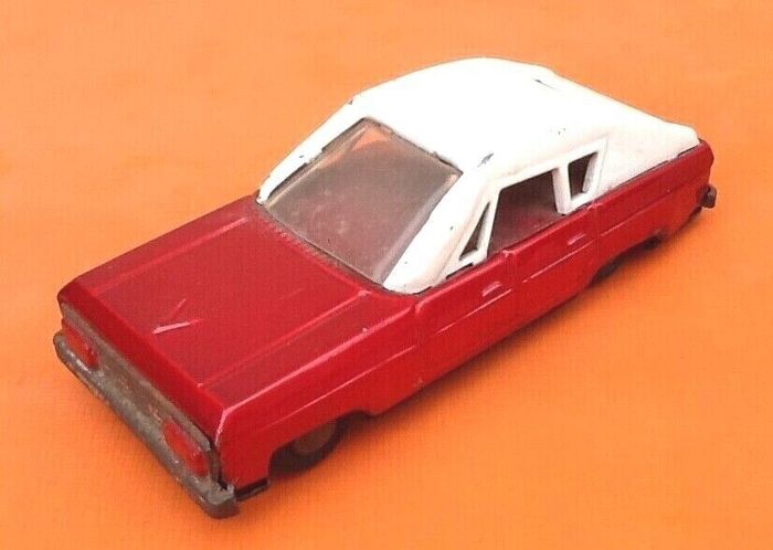 Années 1970 Jouet en tôle Voiture miniature - photo numéro 8