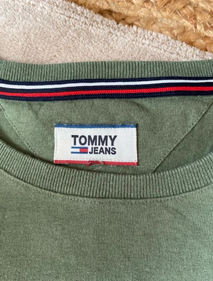 tee shirt tommy M - photo numéro 3