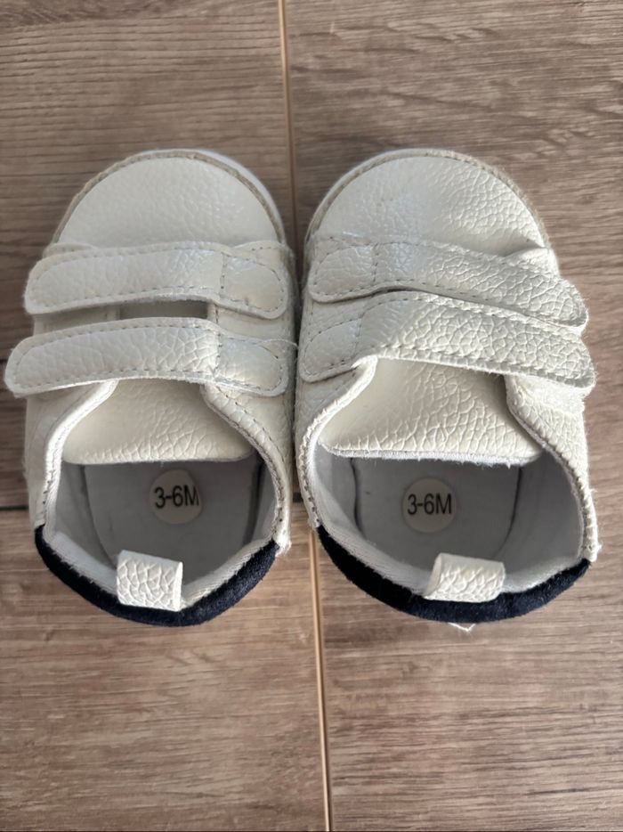 Chaussures 3/6 mois - photo numéro 3
