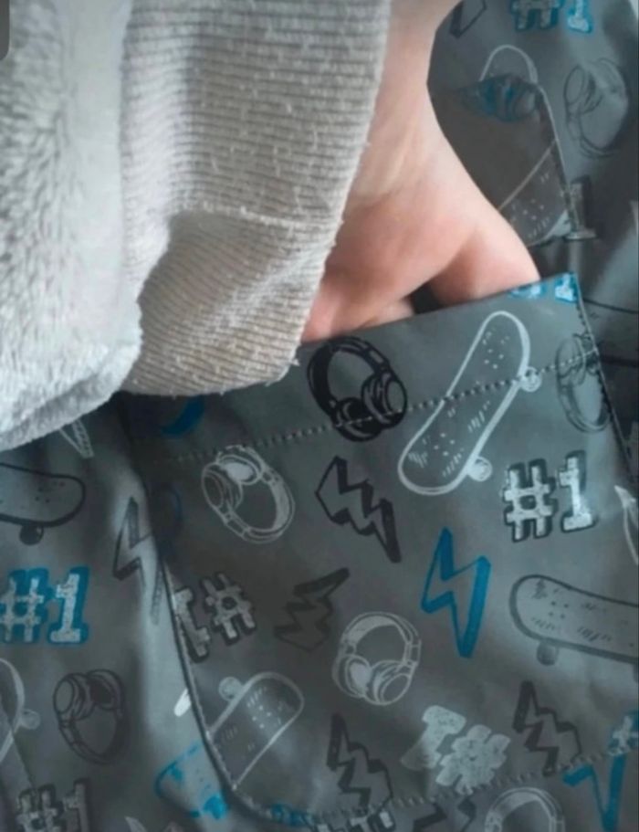 Manteau imperméable garçon TRÈS BON ÉTAT taille 5 ans couleur gris - photo numéro 4