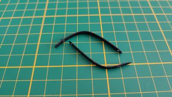 Sangle fermeture capot pièce miniature Bburago Burago Mercedes-Benz SSK 1928 1/24 1/24e 1/24ème #C07