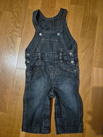 Salopette jeans taille 9 mois