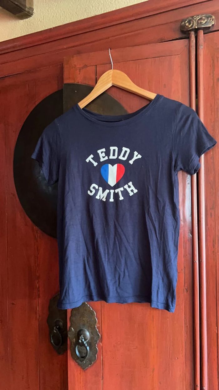 Teddy smith t shirt bleu marine taille ces 14 ans