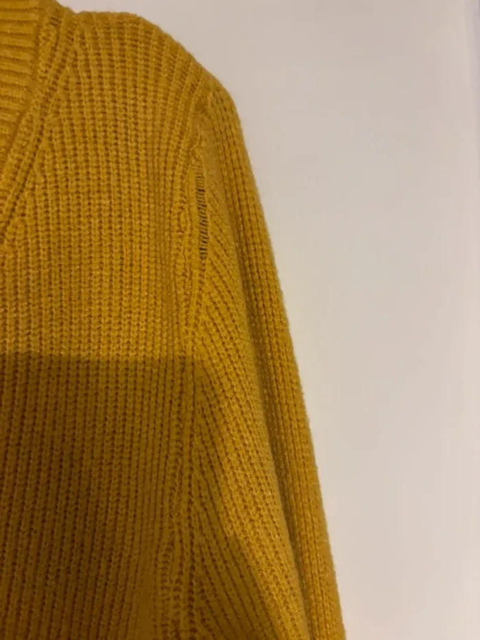 Pull col V moutarde taille S/M Word Fashion - photo numéro 3