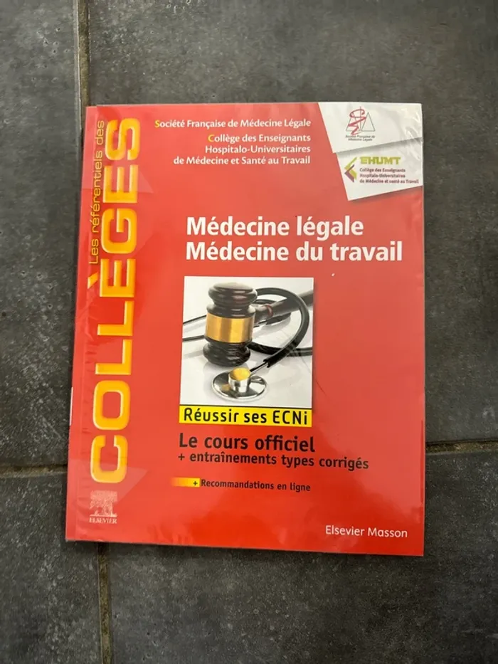 Livre Sénégal, médecine du travail, les référentiels des collèges