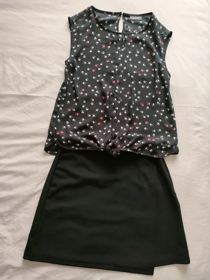 Jupe portefeuille noire Taille 38 - photo numéro 2