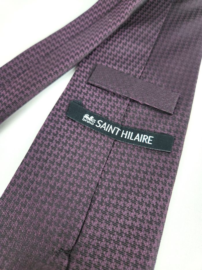 Cravate en Soie Saint Hilaire - Micro-Motif Violet Foncé - photo numéro 4