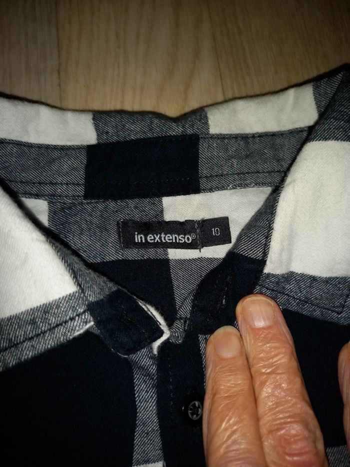 Chemise en excellent état - photo numéro 4