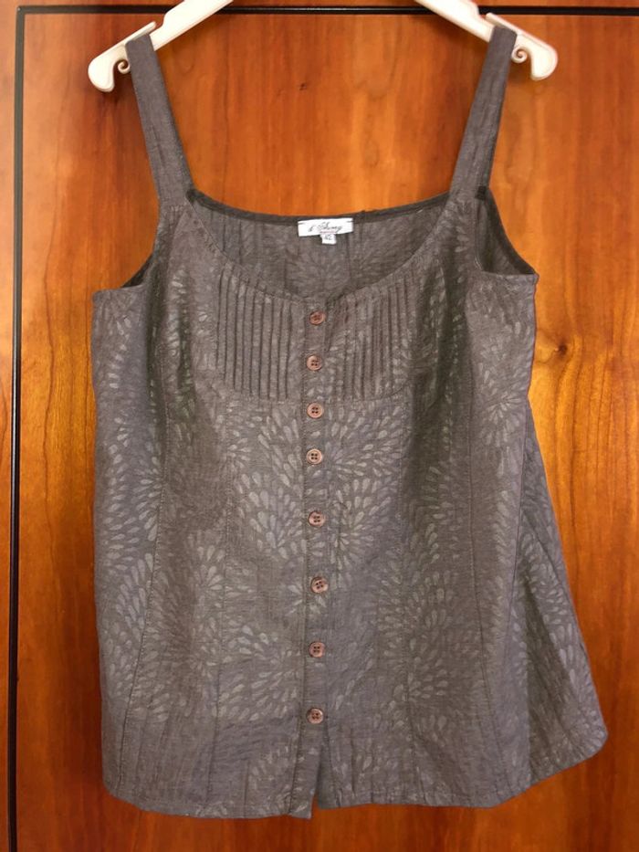 Top gris 42 d’Auvry