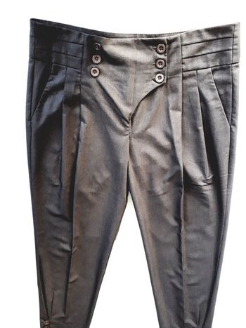 Pantalon très féminin marron