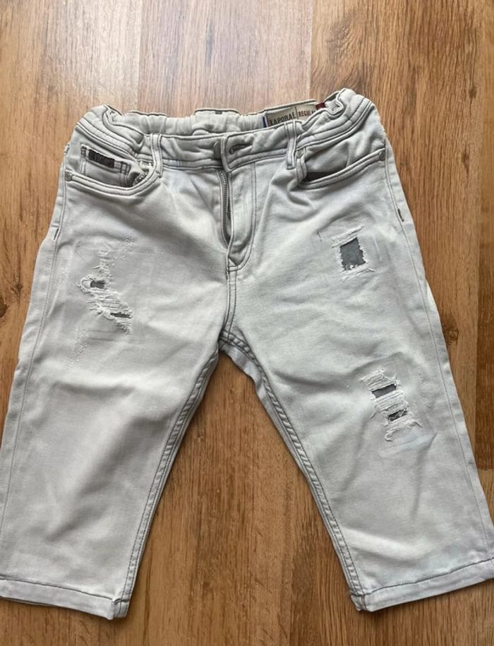 pantacourt garçon gris clair