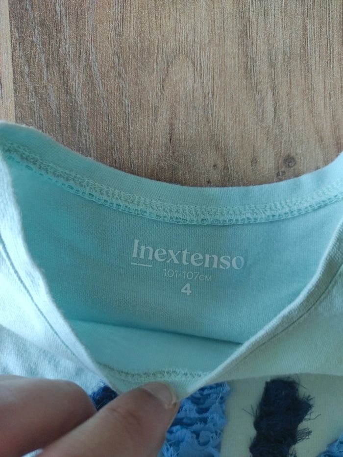 Tee-shirt MC Kiabi 4 ans en TBE - photo numéro 3