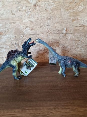 Figurine dinosaure