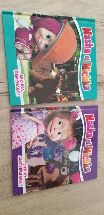 Lot 2 livres Masha et Michka, déménagé, anniversaire