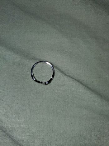 Bague élégante ondulée