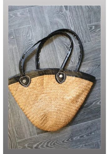 Sac à main/sac plage en paille en forme de triangle marron/noir