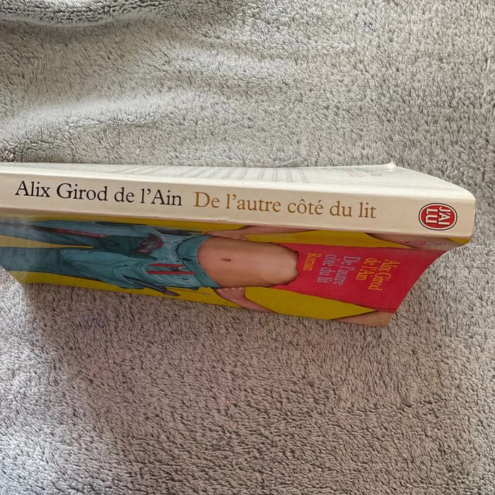 #de l’autre côté du lit Alice Giroud de l’Ain. G) - photo numéro 4