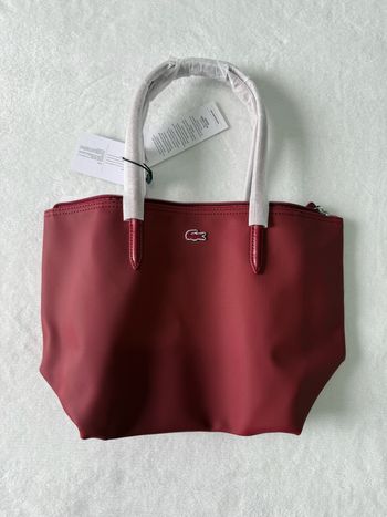 Petit Sac a main Lacoste rouge cabas a fermeture