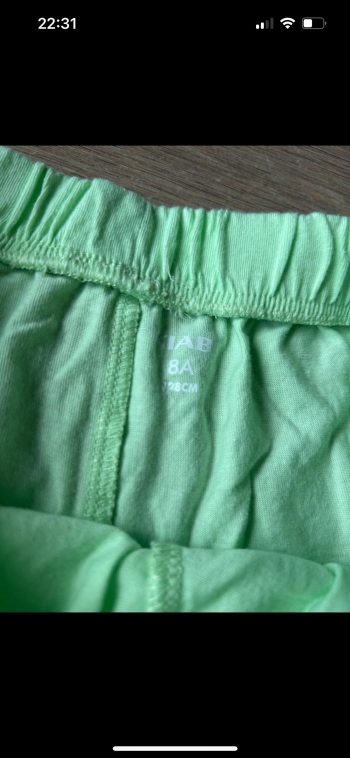 Short léger 8 ans vert claire - photo numéro 2