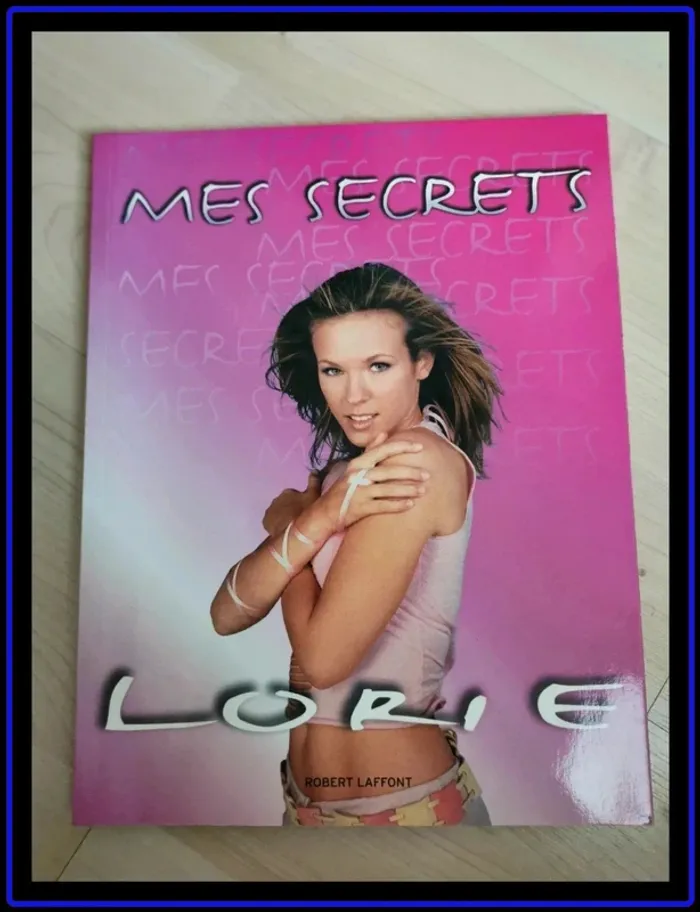 Livre biographique Lorie