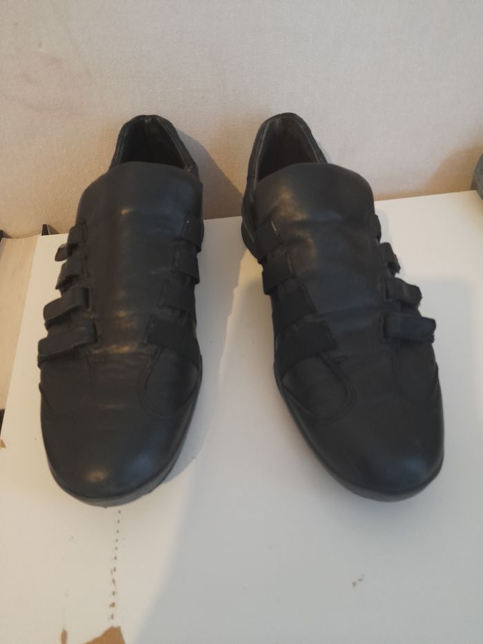 Chaussure baskets  noire homme ,Marque Dotticoli. T41. - photo numéro 2