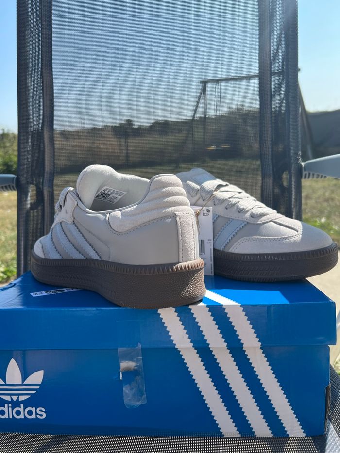 Adidas Samba XLG gris neuves Taille 40 2/3 - photo numéro 6