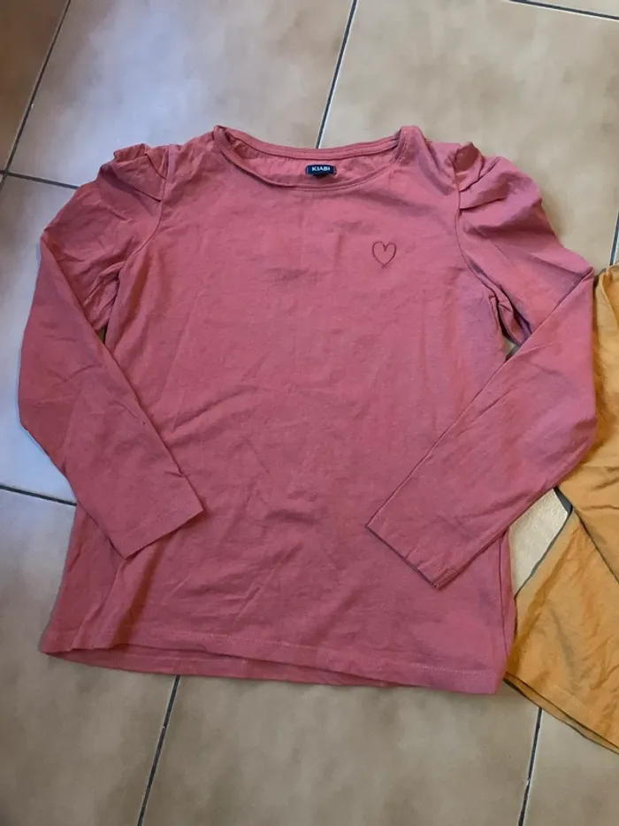 Lot 2 t shirts fille 12 ans - photo numéro 3
