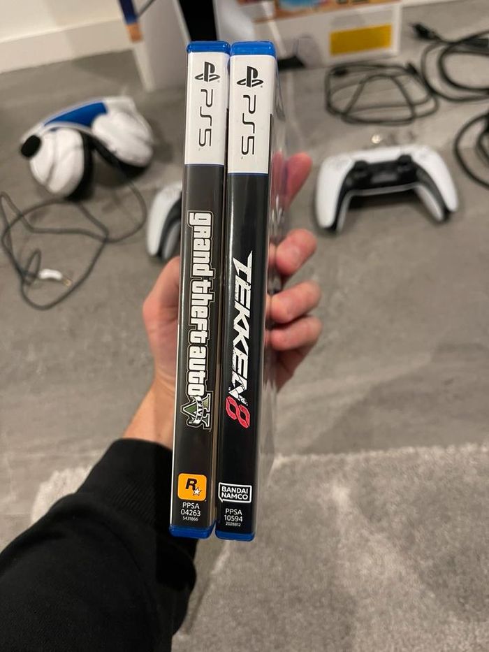 PlayStation 5 - photo numéro 2