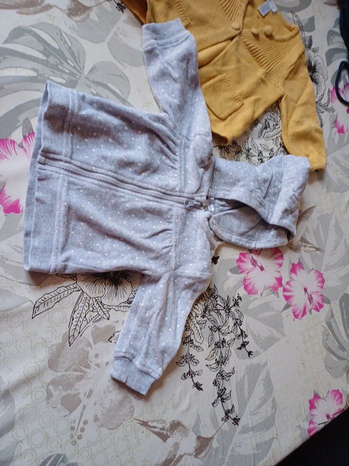 Gilet 6 mois - photo numéro 2