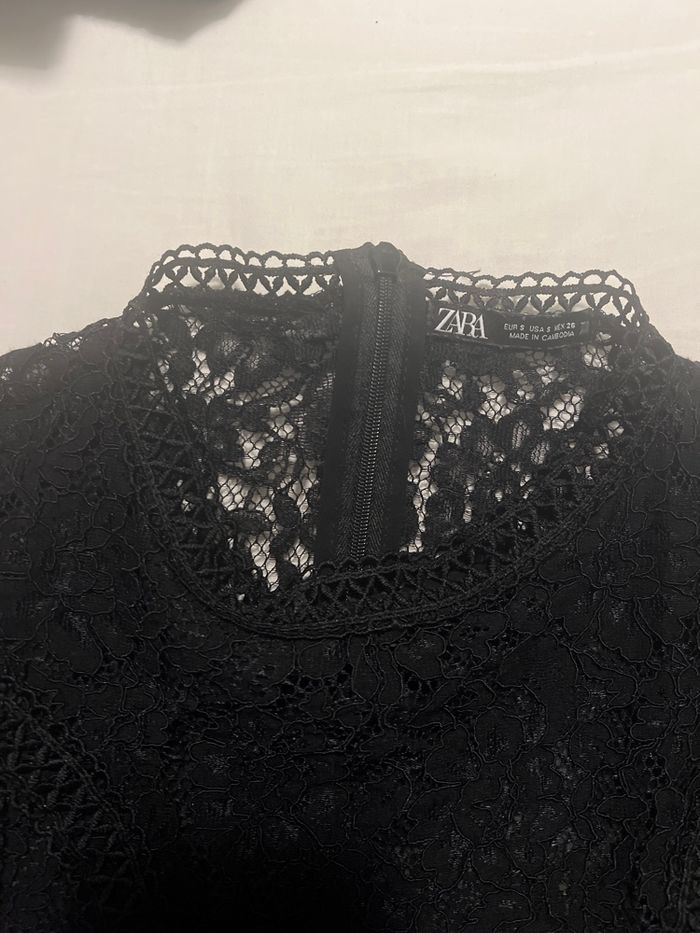 Haut noir - photo numéro 3