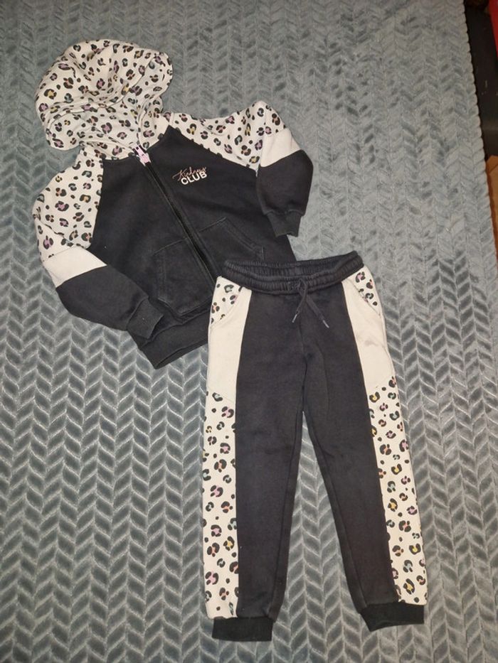 Ensemble