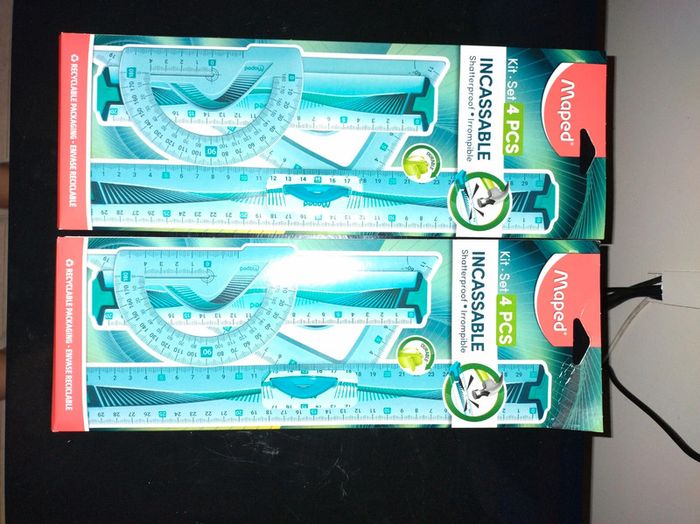 2 kits de traçage incassables neufs maped