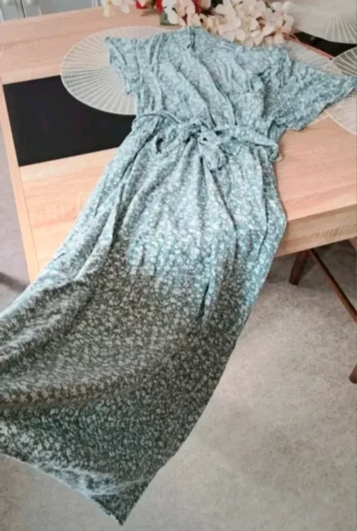 Robe longue, taille L - XL, marque miss sara - photo numéro 3