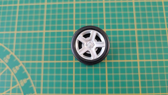 Axe de roue arrière pièce détachée miniature Peugeot 307 CC Solido 1/18 1/18e 1/18eme #B71 - photo numéro 3