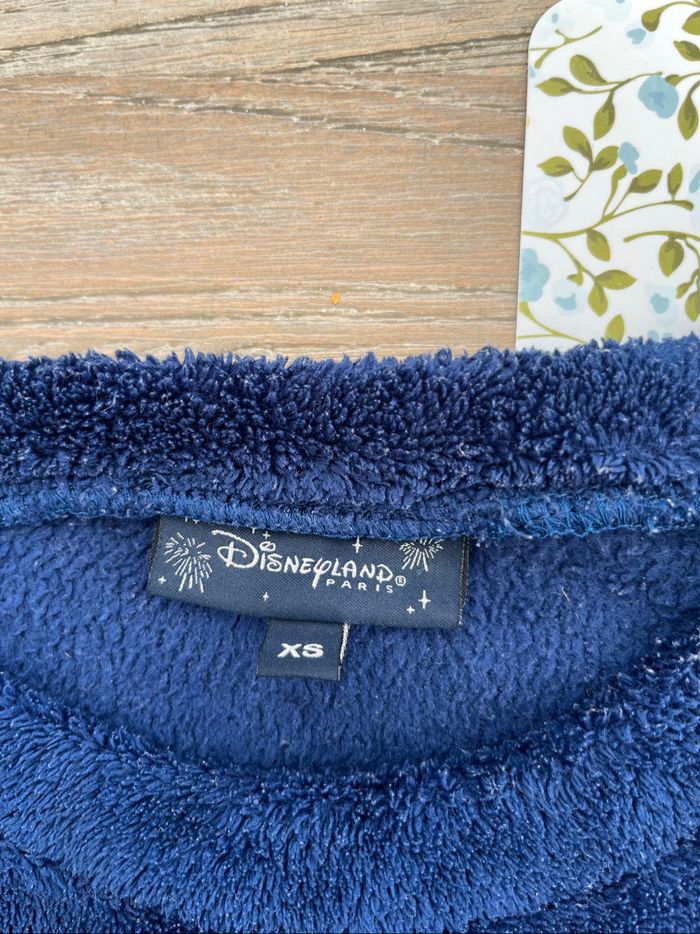 Pull polaire Minnie de chez Disney taille Xs - photo numéro 3