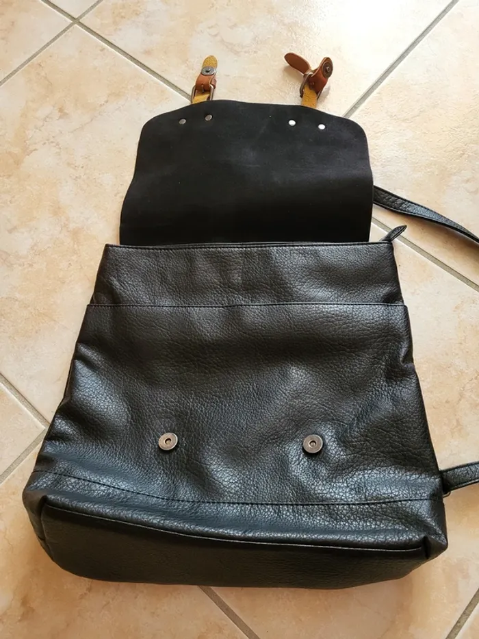 Sac à dos noir - photo numéro 6