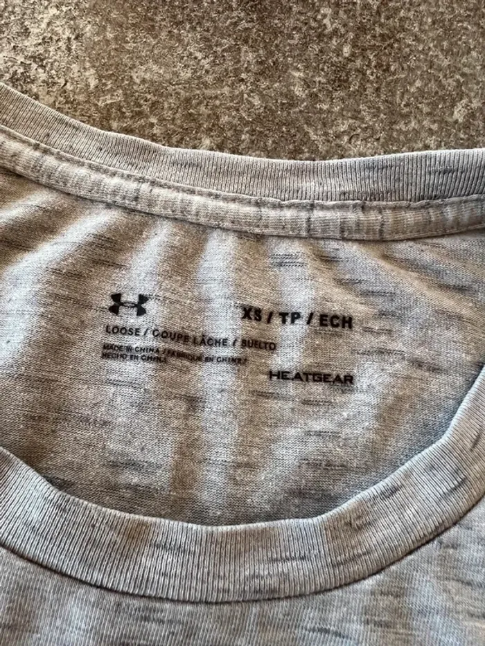 T shirt gris sport homme Under Armour taille XS Camiseta deportiva hombre Maglietta uomo Herren - photo numéro 4